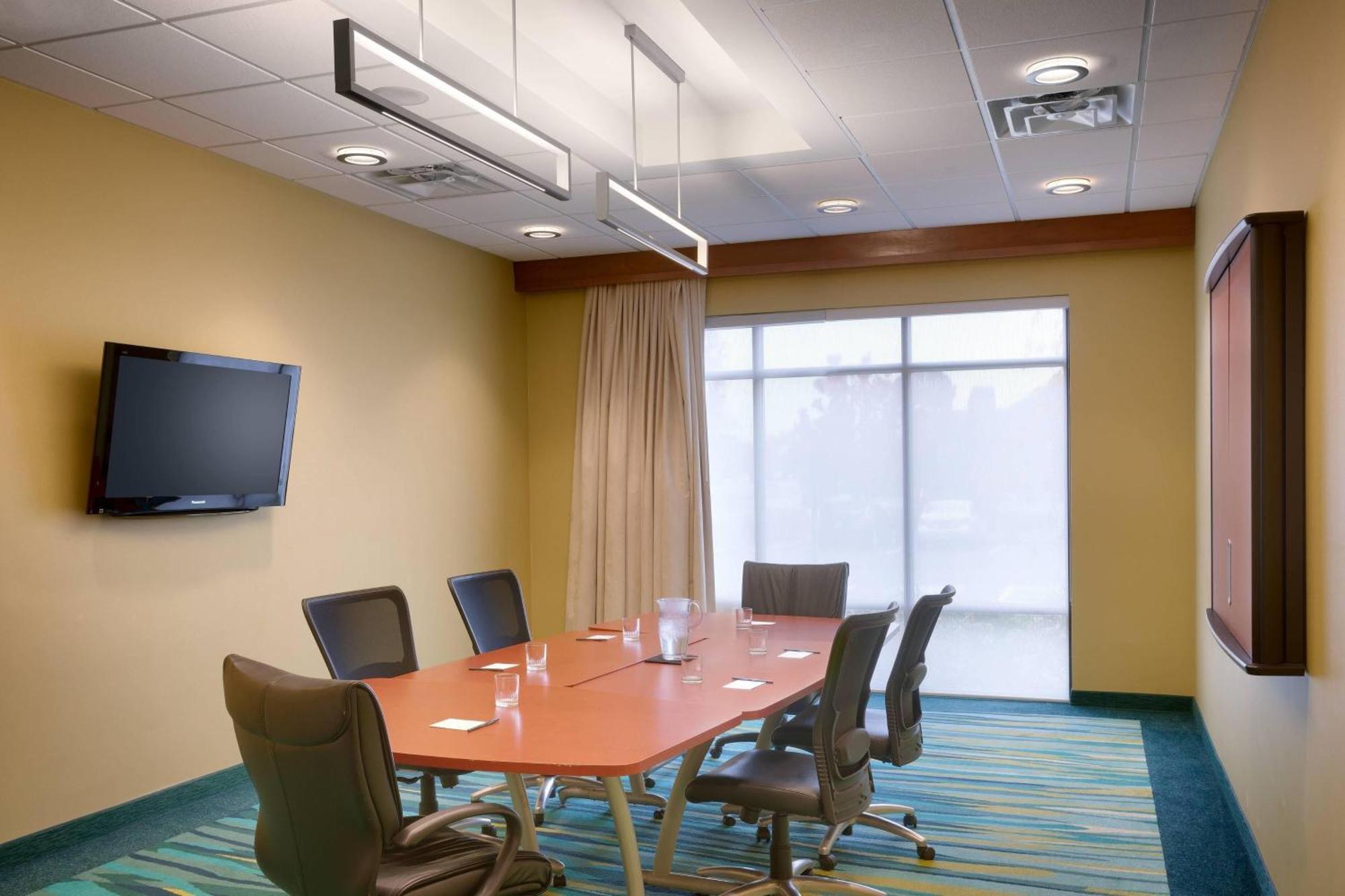 Springhill Suites By Marriott Provo Exterior photo